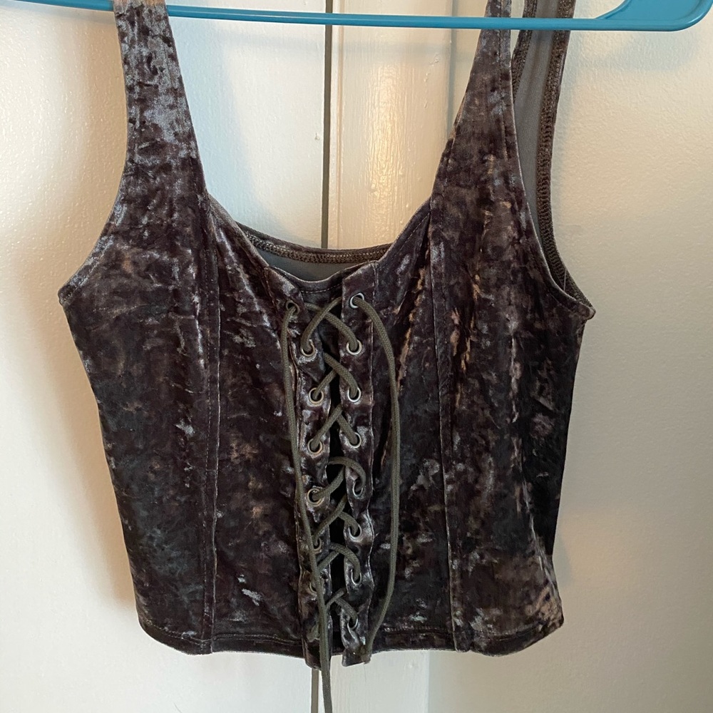 American Eagle crop top. Size Small